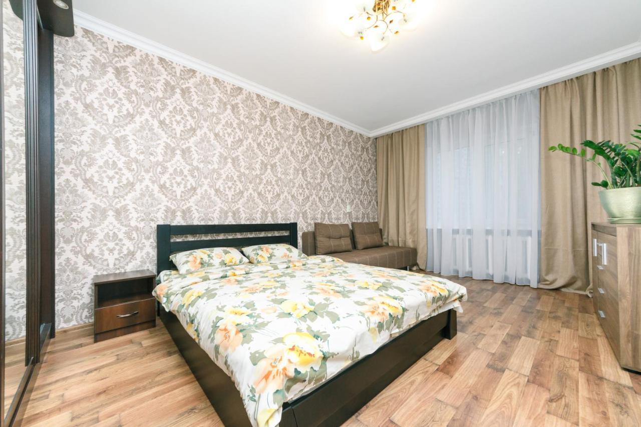 позняки олени пчілки большая 3 ка возле ашана Apartment *