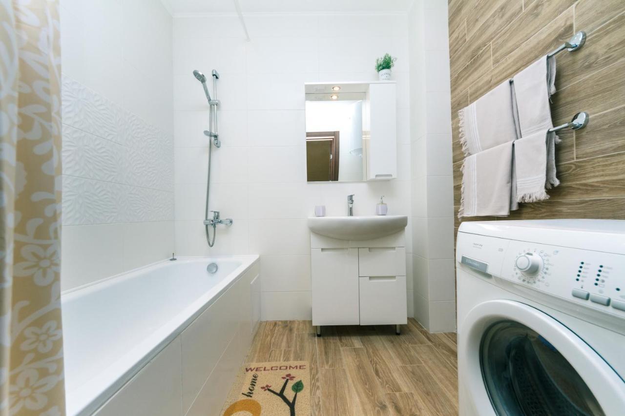 позняки олени пчілки большая 3 ка возле ашана Apartment *